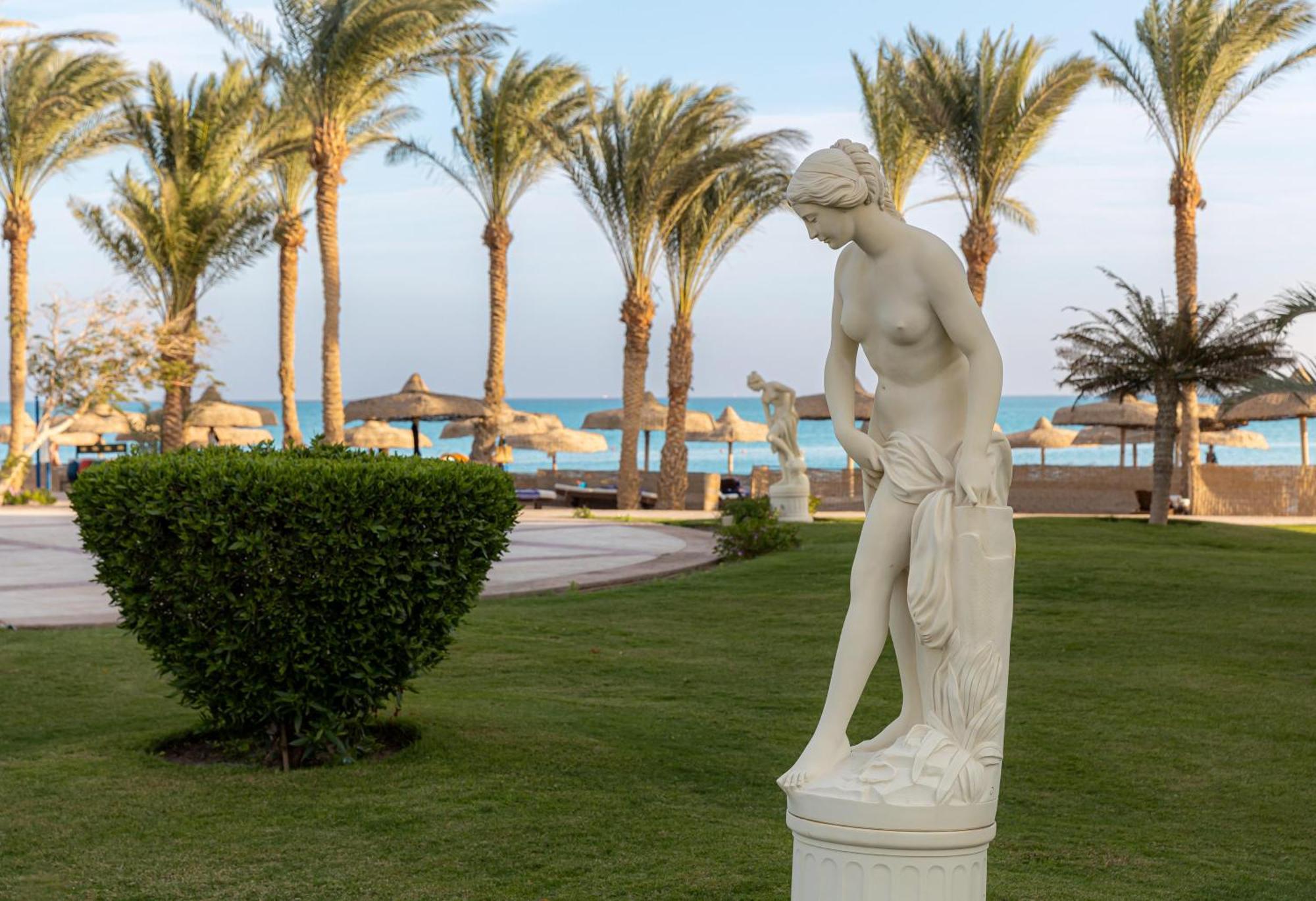 سينتيدو بالم رويال سوما باي 5*