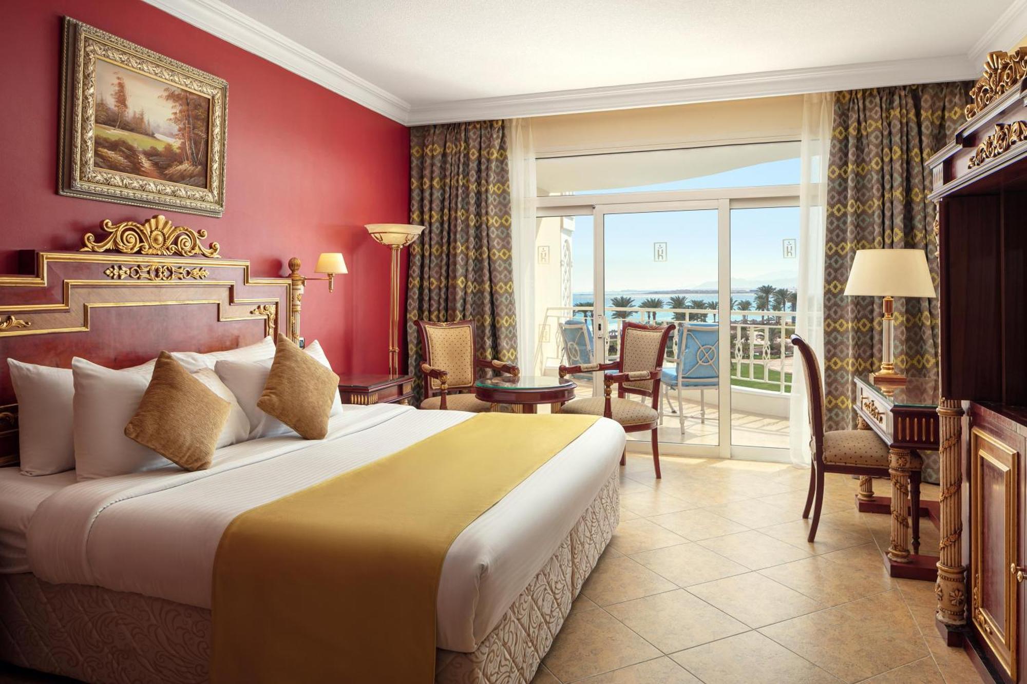 Palm Royale - Курортный комплекс Сома-Бэй