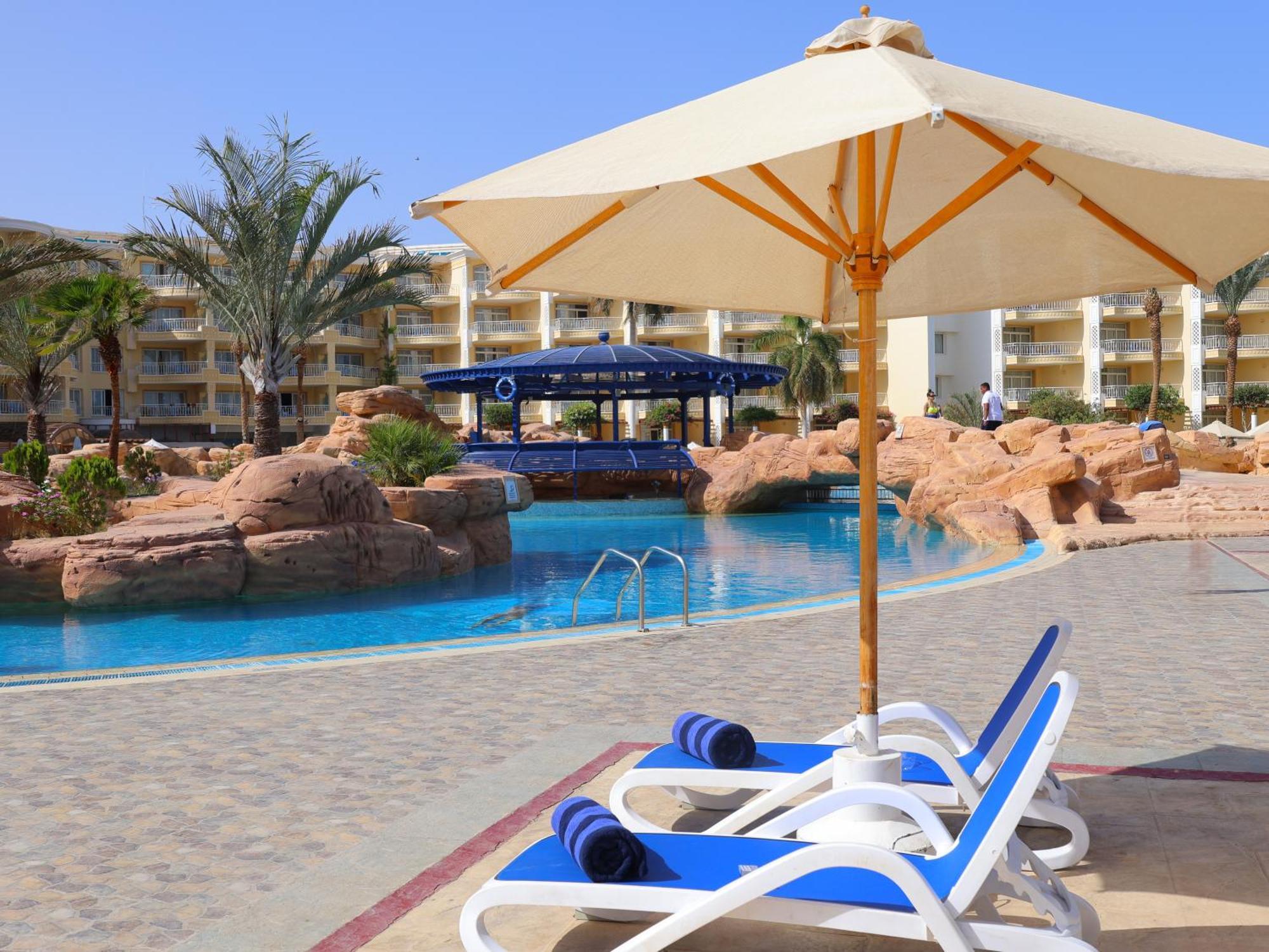 سينتيدو بالم رويال سوما باي منتجع 5*